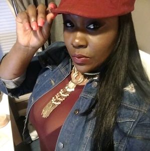 Meet your Posher, Tameka